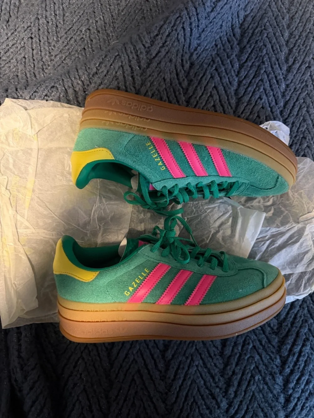 adidas Green Pink Yellow Women's Sneakers. - Picture 5 of 8